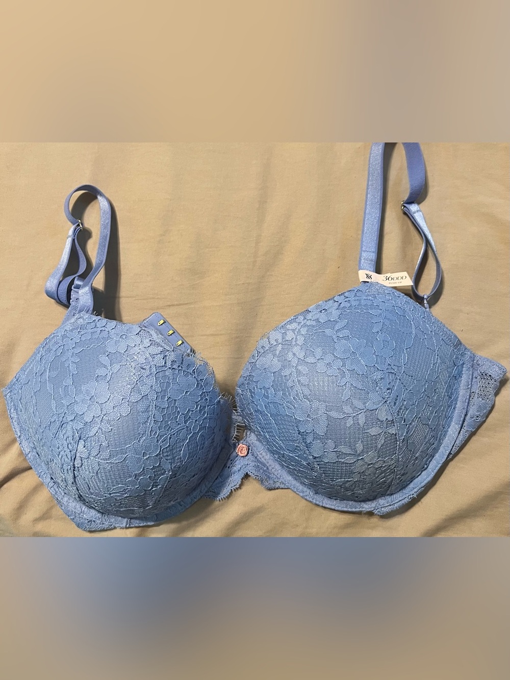 Victoria's Secret Light Blue Lace Dream Angel Push-Up Bra